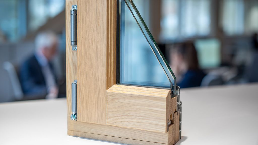 طرح توجیهی تولید پنجره چوبی دو جداره