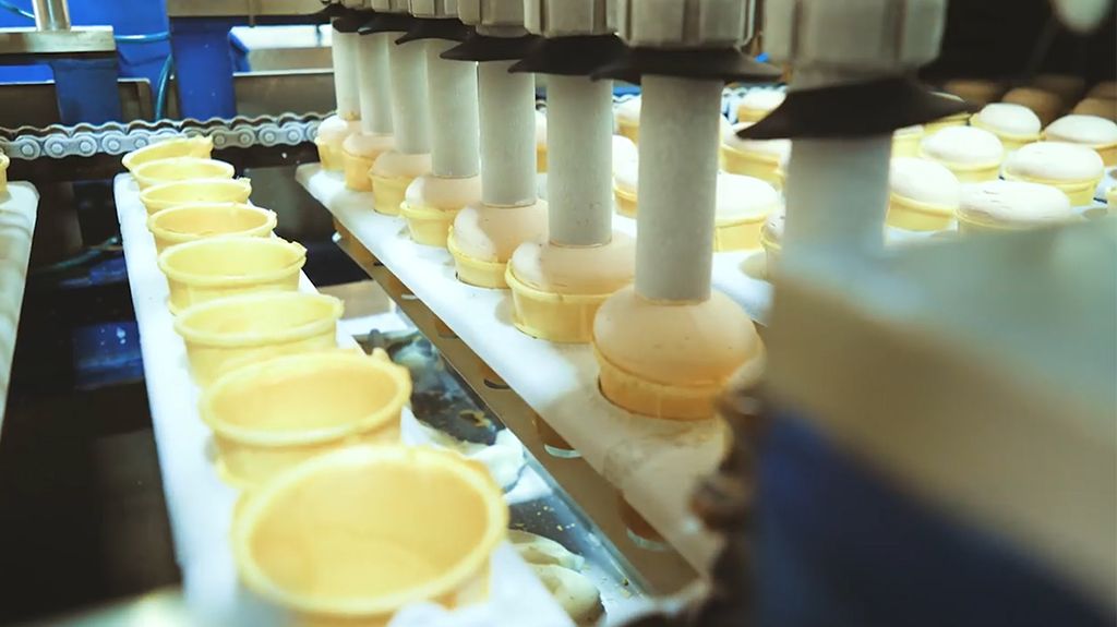 روال تولید نان بستنی در کارخانه_پرشین پلن